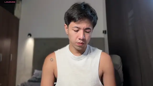 Addictiveboi online show from July 13, 2026, 6:02 am