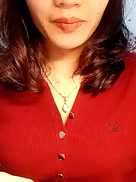 Snapshot of Hinna_x chatting on February 19, 2026, 3:31 pm Hinna x online show from February 19, 2026, 3:31 pm