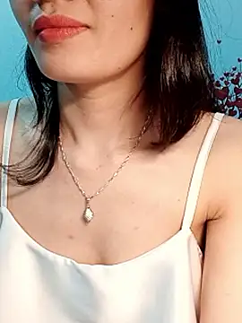 Snapshot of Hinna_x chatting on March 10, 2026, 1:42 am Hinna x online show from March 10, 2026, 1:42 am