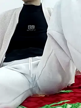 Snapshot of Hinna_x chatting on February 15, 2026, 7:51 am Hinna x online show from February 15, 2026, 7:51 am