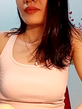 Snapshot of Hinna_x chatting on May 8, 2026, 2:21 pm Hinna x online show from May 8, 2026, 2:21 pm