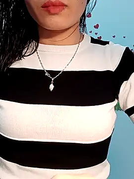 Snapshot of Hinna_x chatting on May 6, 2026, 12:20 pm Hinna x online show from May 6, 2026, 12:20 pm