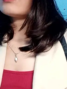 Snapshot of Hinna_x chatting on February 11, 2026, 1:33 pm Hinna x online show from February 11, 2026, 1:33 pm