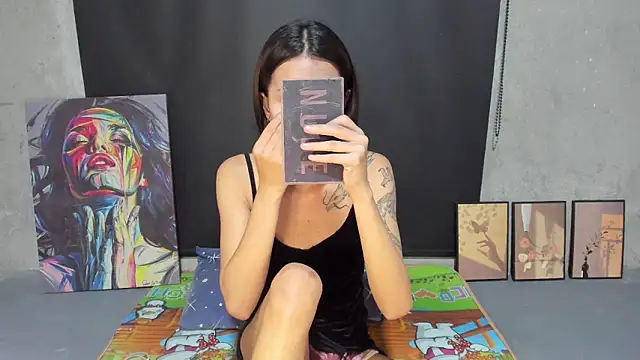 Snapshot of Colette_Thompson chatting on March 16, 2026, 12:53 pm Colette Thompson online show from March 16, 2026, 12:53 pm