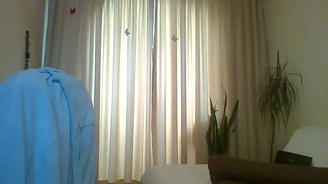Marellaa online show from May 1, 2026, 7:02 am
