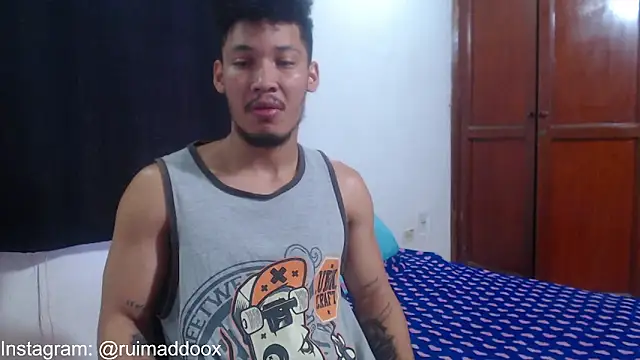 Snapshot of RuiMaddoox chatting on February 24, 2026, 5:25 pm RuiMaddoox online show from February 24, 2026, 5:25 pm