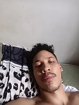 RuiMaddoox online show from December 14, 2025, 1:39 pm