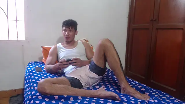 Snapshot of RuiMaddoox chatting on March 16, 2026, 5:16 pm RuiMaddoox online show from March 16, 2026, 5:16 pm