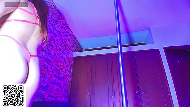 catalina santana20 online show from June 27, 2026, 2:01 pm