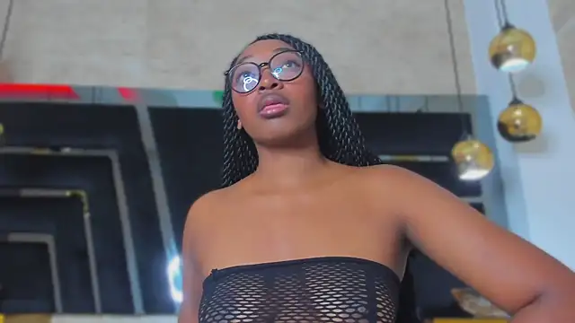 YallianaBrooks online show from July 15, 2026, 12:23 pm