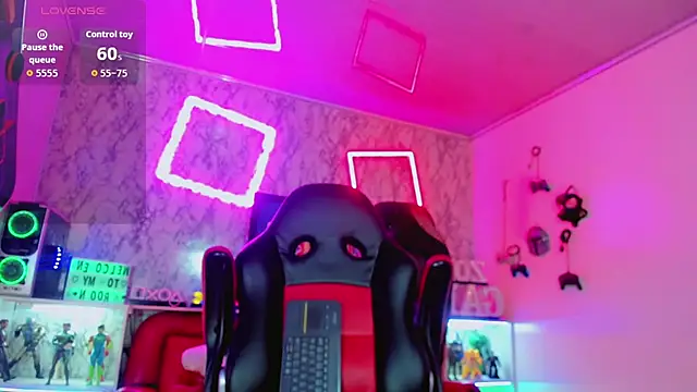 Madison Mujica online show from October 1, 2025, 11:14 am