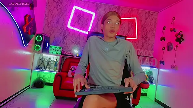 Madison Mujica online show from September 24, 2025, 11:06 am