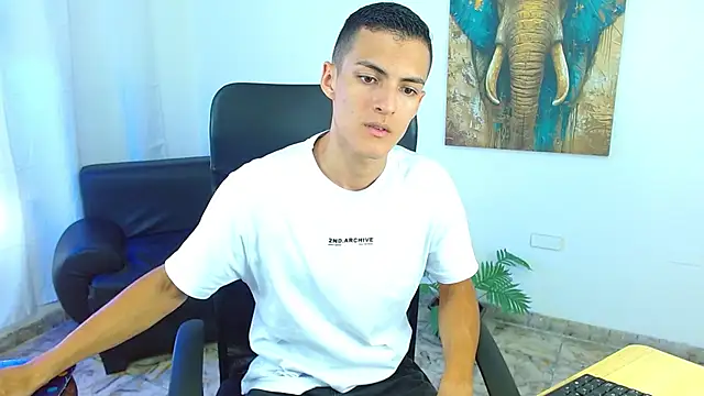 Matiius18 online show from May 9, 2026, 1:58 pm
