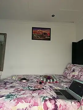 BQueen223 online show from March 11, 2026, 7:19 pm