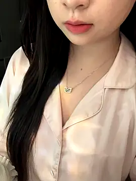 Nana kute20 online show from October 15, 2025, 6:33 am