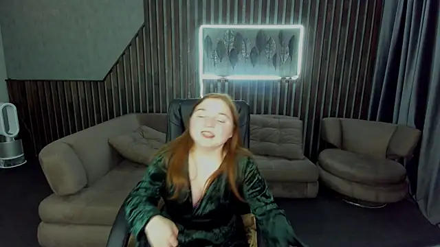 KattyRose8 online show from October 20, 2025, 5:42 am