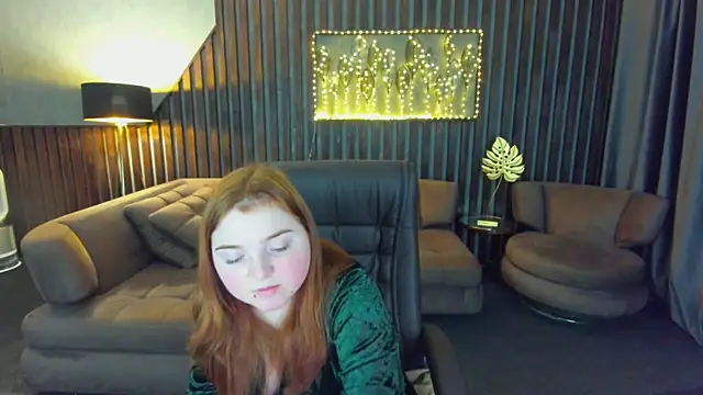 KattyRose8 online show from May 20, 2026, 6:05 pm