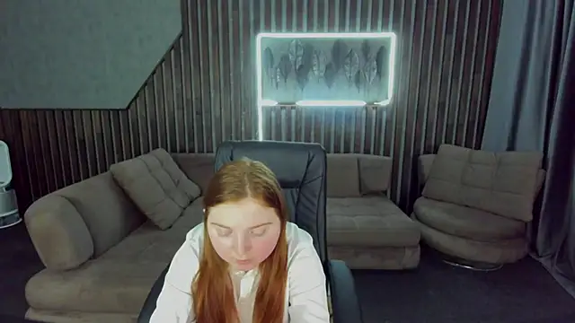 KattyRose8 online show from November 13, 2025, 6:23 pm