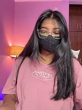 Neha18 online show from June 28, 2026, 4:24 pm