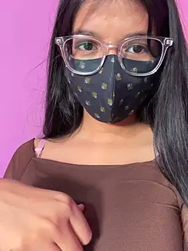 Neha18 online show from June 22, 2026, 5:21 pm