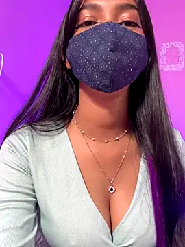 Neha18 online show from November 4, 2025, 1:20 am