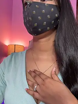 Neha18 online show from May 3, 2026, 9:25 am