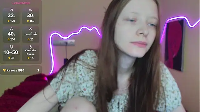 AliceHaris online show from October 12, 2025, 1:07 am