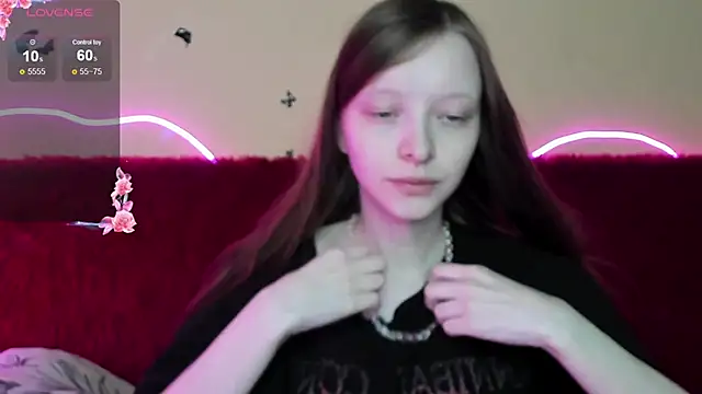 AliceHaris online show from December 23, 2025, 3:06 am