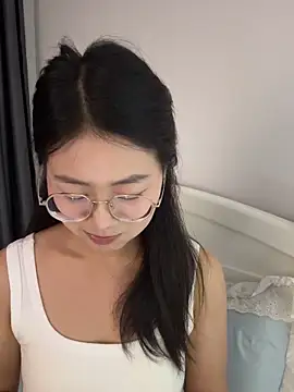 Ella-A9 online show from September 26, 2025, 2:46 pm