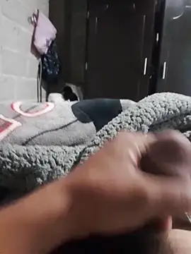 Snapshot of jann1900 chatting on December 17, 2025, 1:38 pm jann1900 online show from December 17, 2025, 1:38 pm