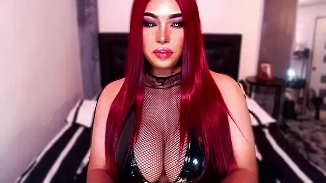 xTrixieMae online show from September 18, 2025, 5:38 pm