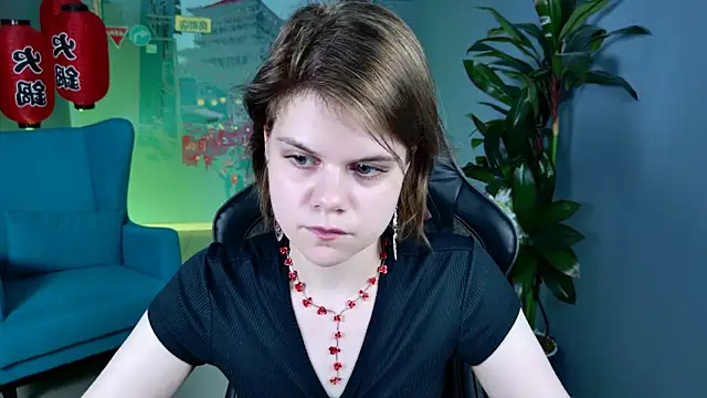 EllieMurler online show from November 27, 2025, 9:10 am