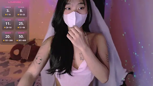 Phuong Bee online show from September 23, 2025, 12:45 pm