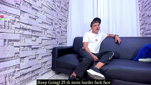 Snapshot of Crazy_Cult_Sex chatting on March 7, 2026, 1:16 pm Crazy Cult Sex online show from March 7, 2026, 1:16 pm