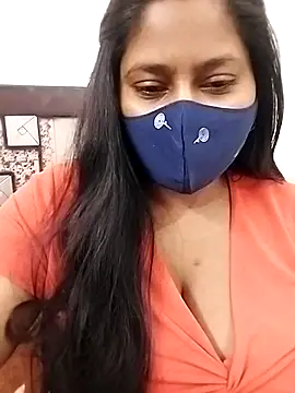 Snapshot of Shy_Peehu chatting on April 16, 2026, 9:15 pm Shy Peehu online show from April 16, 2026, 9:15 pm