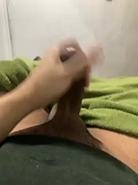 renannoviinho17z online show from August 5, 2026, 2:22 pm