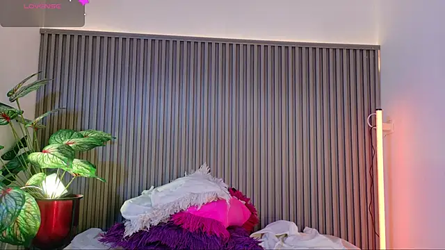 Celeste Presstigge online show from September 10, 2025, 9:03 pm