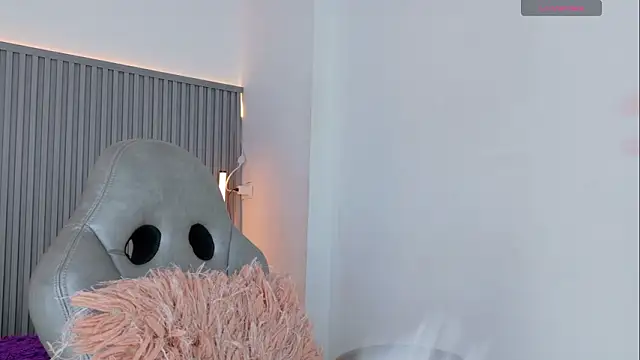 Snapshot of Celeste_Presstigge chatting on February 20, 2026, 10:12 pm Celeste Presstigge online show from February 20, 2026, 10:12 pm