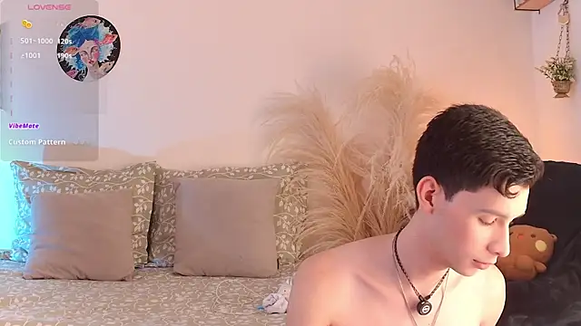 VicenteFerrer online show from July 16, 2026, 2:03 pm