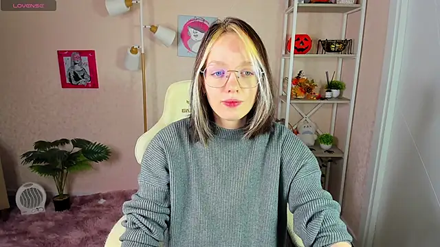 R0cket bunny online show from November 21, 2025, 1:04 am