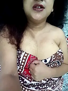 Snapshot of sweet_jenni chatting on April 15, 2026, 5:24 am sweet jenni online show from April 15, 2026, 5:24 am