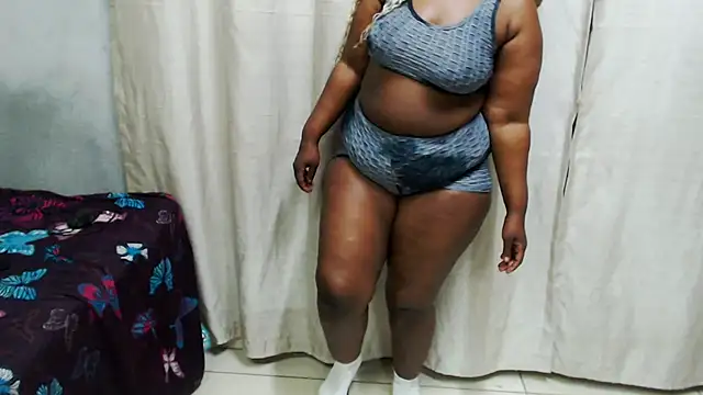 curvydarckcohocolate online show from July 13, 2026, 12:54 am