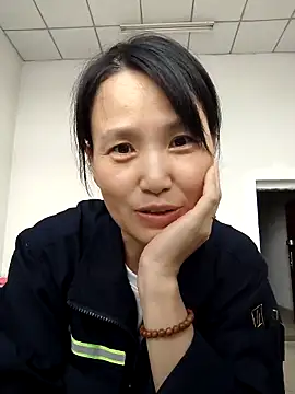 Snapshot of Haili-1 chatting on September 27, 2025, 2:28 am Haili-1 online show from September 27, 2025, 2:28 am