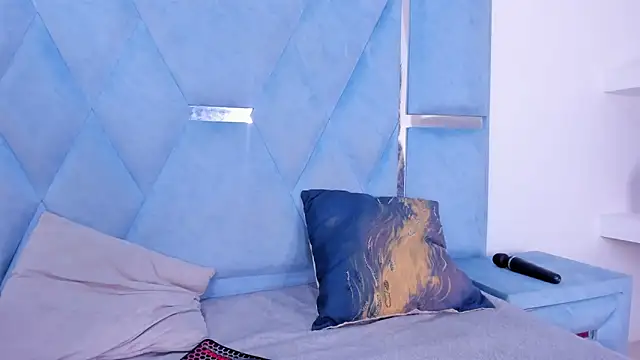 DaylesAndHarry online show from October 5, 2025, 12:51 pm