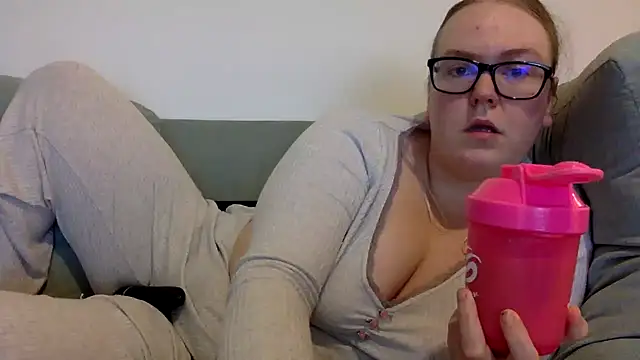 gracelovesxx online show from January 13, 2026, 2:10 pm