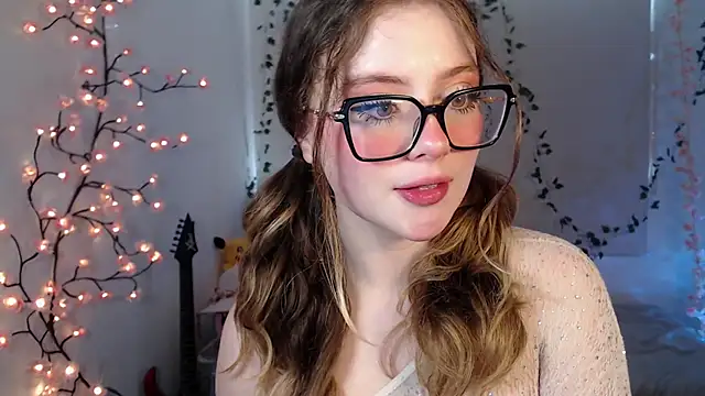 Lil bela online show from September 9, 2025, 12:14 pm