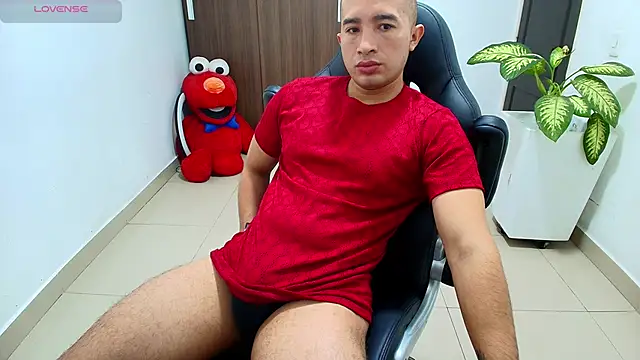 sebastian oconnor77 online show from October 13, 2025, 12:40 pm