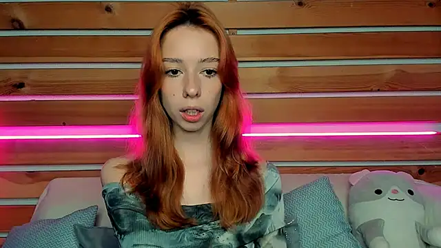 Lori Williams online show from September 19, 2025, 1:09 am