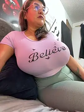 AlexxiaaMat online show from October 13, 2025, 11:12 am