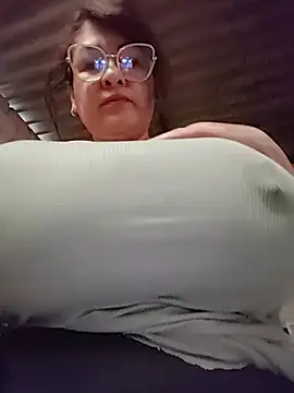 AlexxiaaMat online show from July 10, 2026, 11:21 am